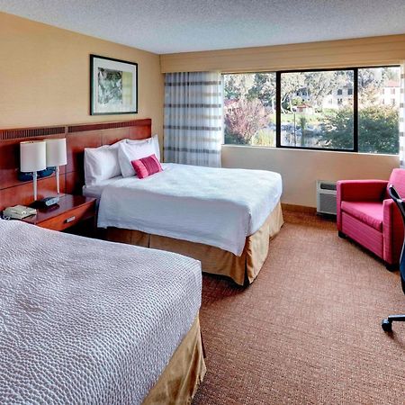 Courtyard By Marriott San Diego Rancho Bernardo Hotel Exterior photo