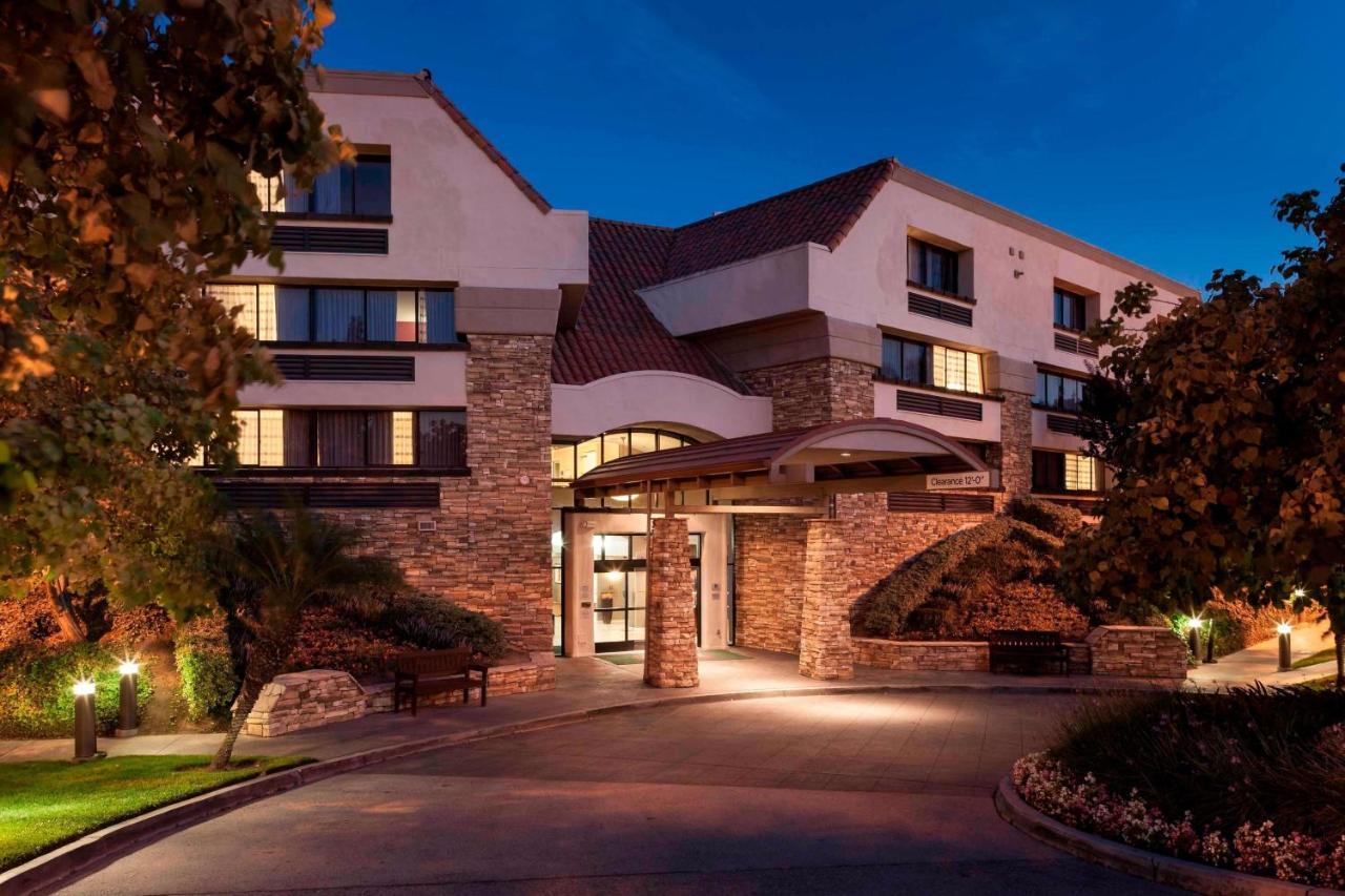 Courtyard By Marriott San Diego Rancho Bernardo Hotel Exterior photo