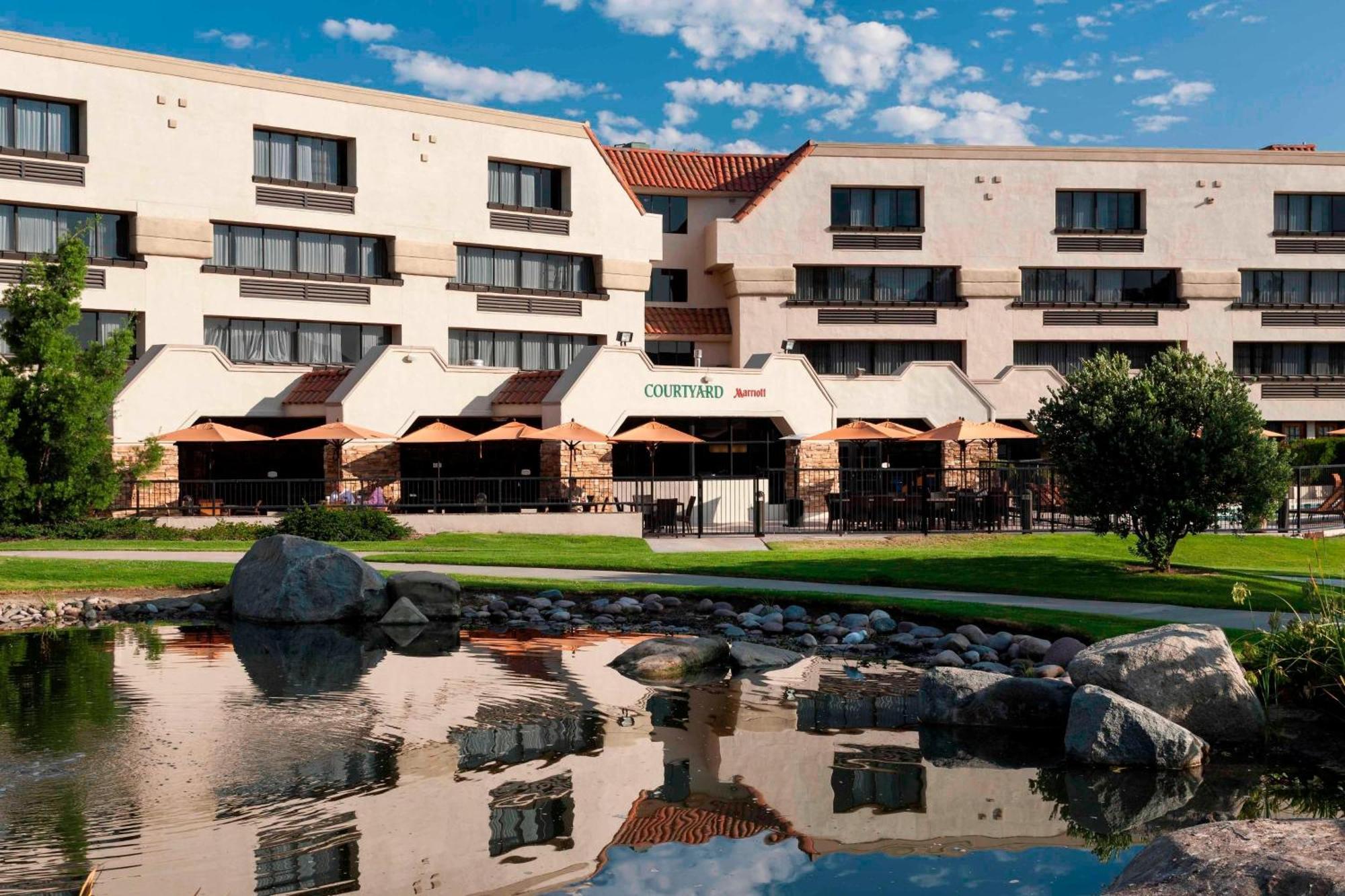 Courtyard By Marriott San Diego Rancho Bernardo Hotel Exterior photo