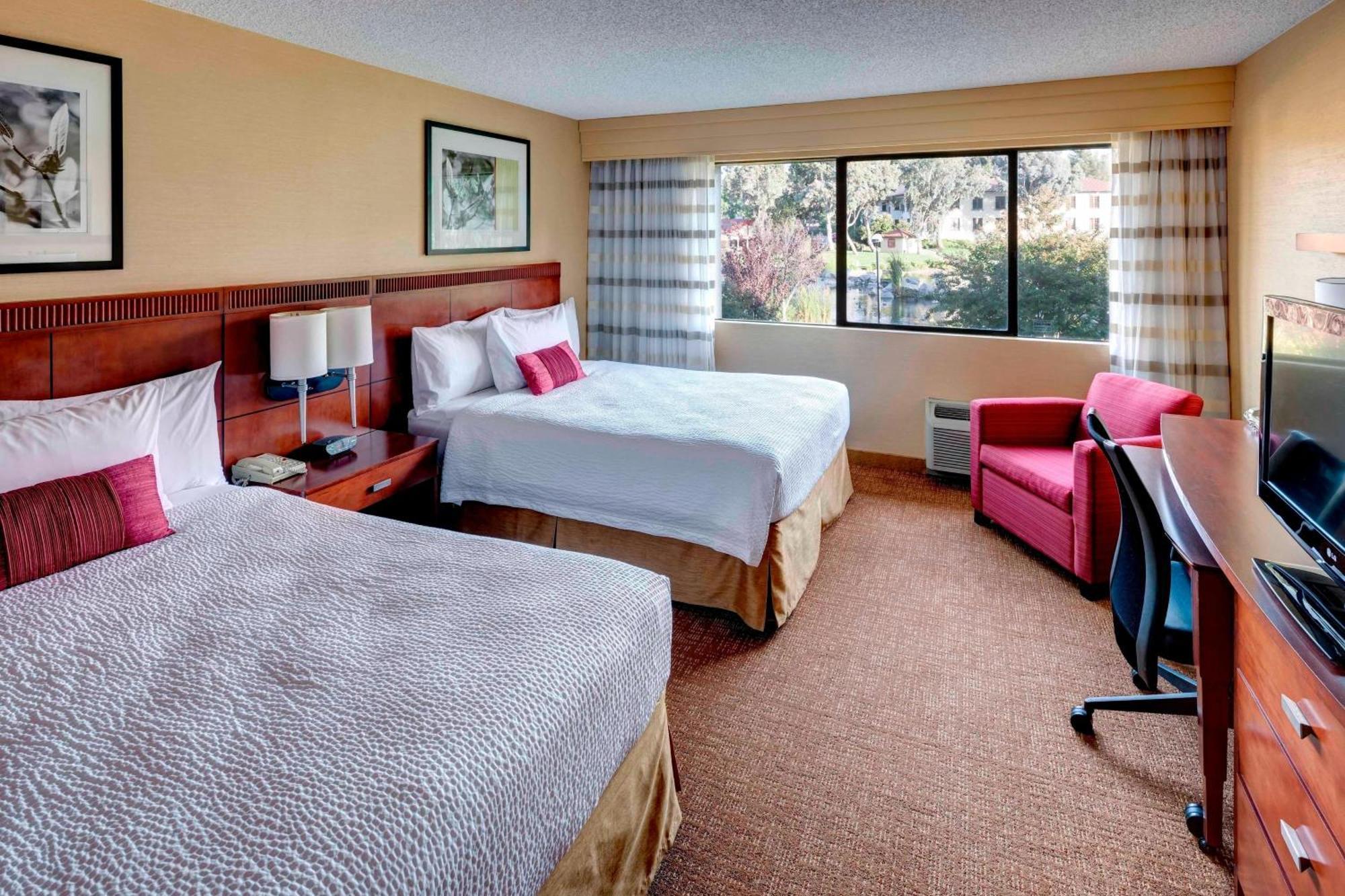 Courtyard By Marriott San Diego Rancho Bernardo Hotel Exterior photo