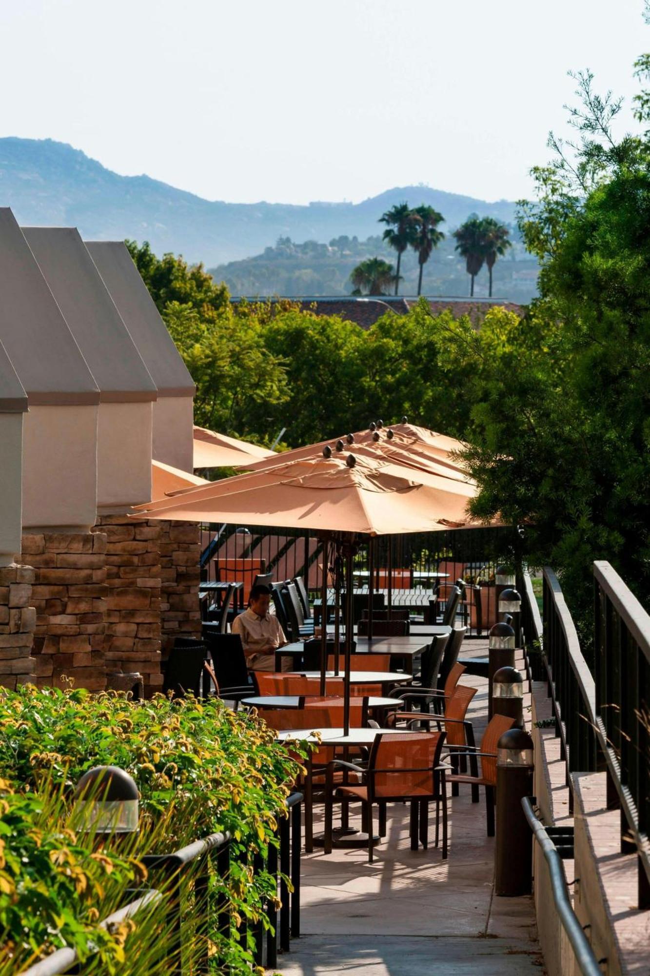 Courtyard By Marriott San Diego Rancho Bernardo Hotel Exterior photo